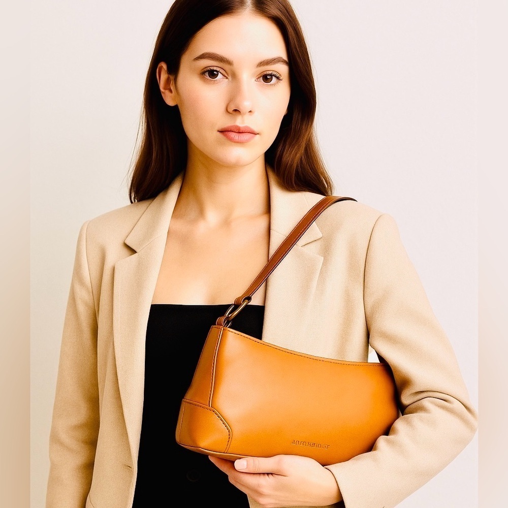 Burberry Vintage Leather Shoulder Bag | Nova Check Lining w/DB | Viral 20K Views - Picture 3 of 17